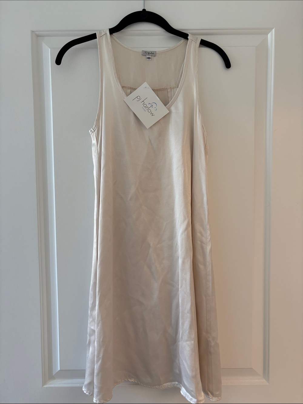 New With Tags PJ Harlow Lounge Size XS Cream Satin Slip Nightdress